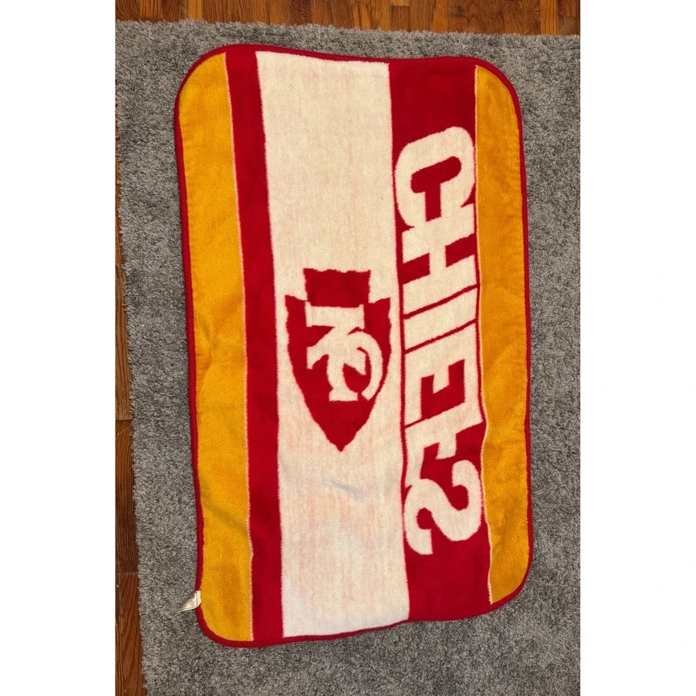 Vintage San Marcos Kansas City Chiefs Plush Throw Blanket Red White Gold Mexico